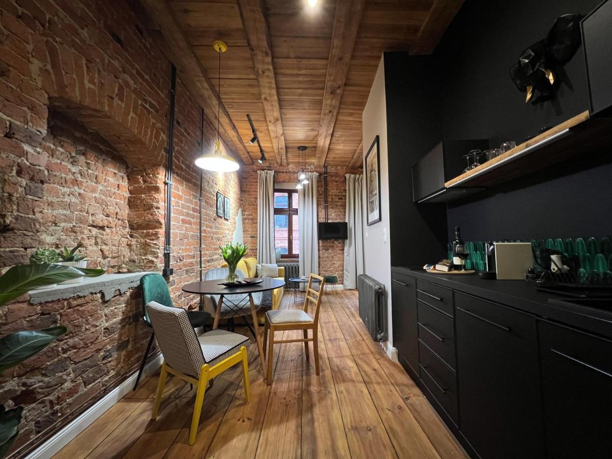 Kajmakowy Z Widokiem Na Stare Miasto. Netflix Apartment *